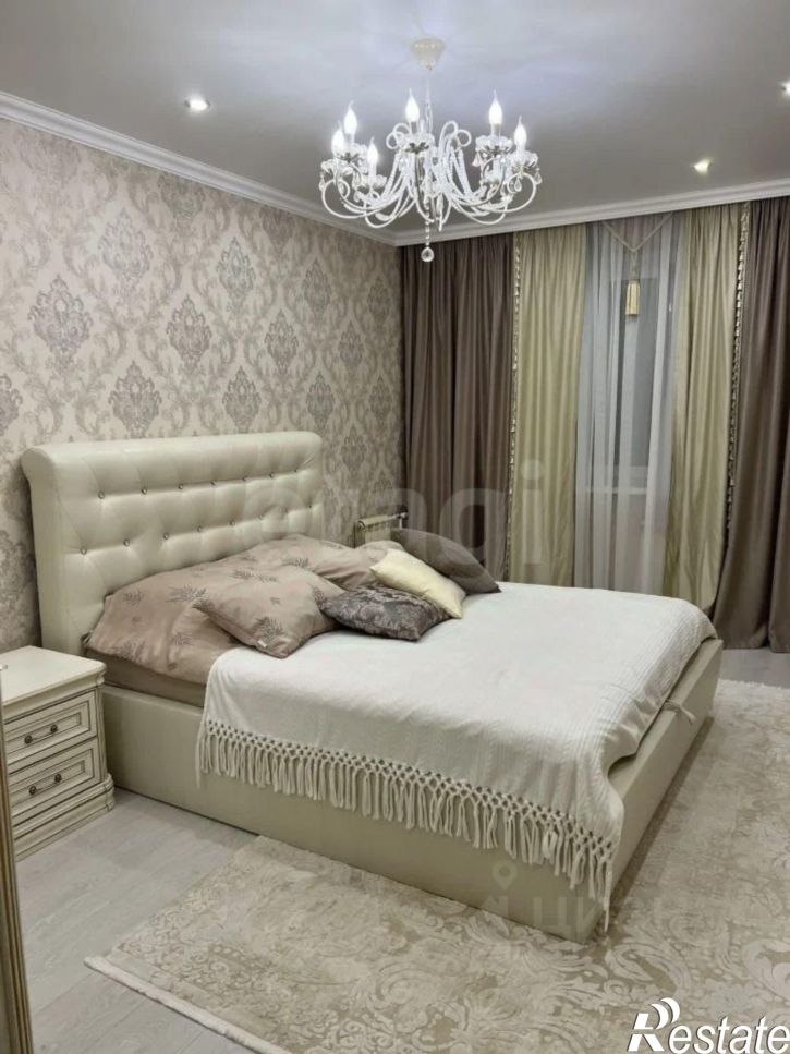 3-комн квартира пр-кт Вячеслава Клыкова, 12,  д. 12