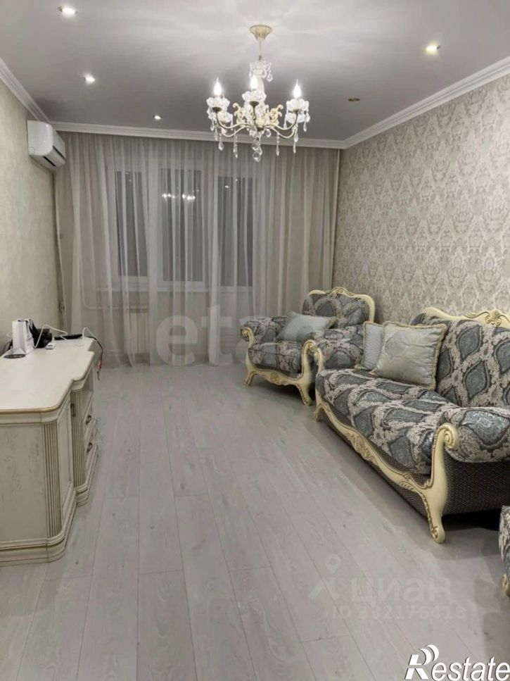 3-комн квартира пр-кт Вячеслава Клыкова, 12,  д. 12