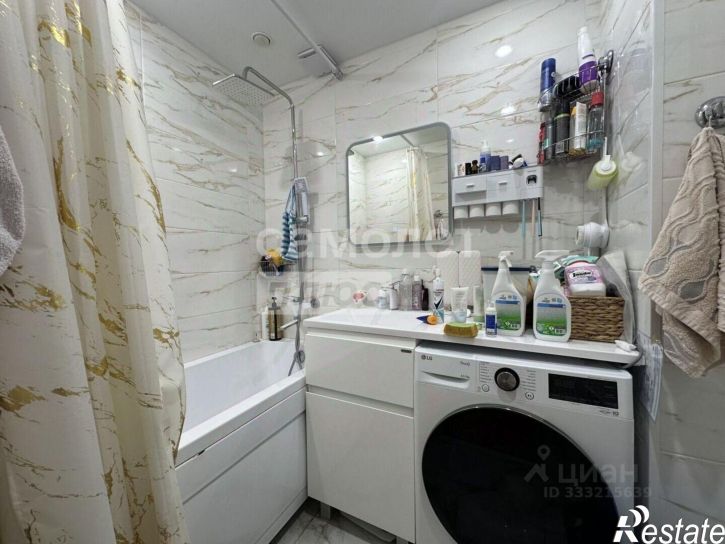 4-комн квартира ул Серегина, 37,  д. 37