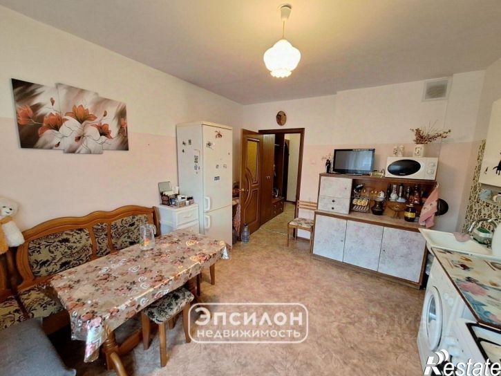 3-комн квартира ул 50 лет Октября, 96А,  д. 96А