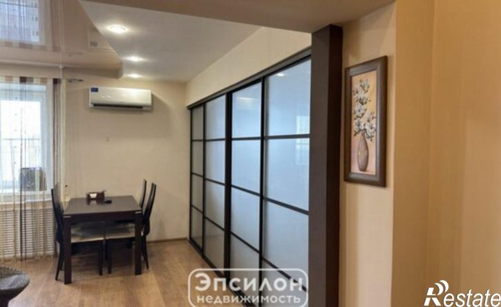 2-комн квартира пр-кт Хрущева, 12,  д. 12