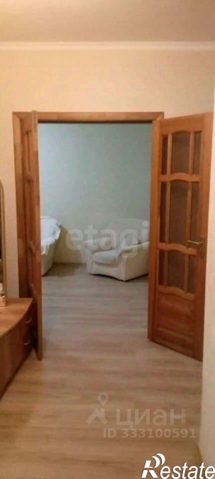 3-комн квартира ул Энгельса, 90,  д. 90