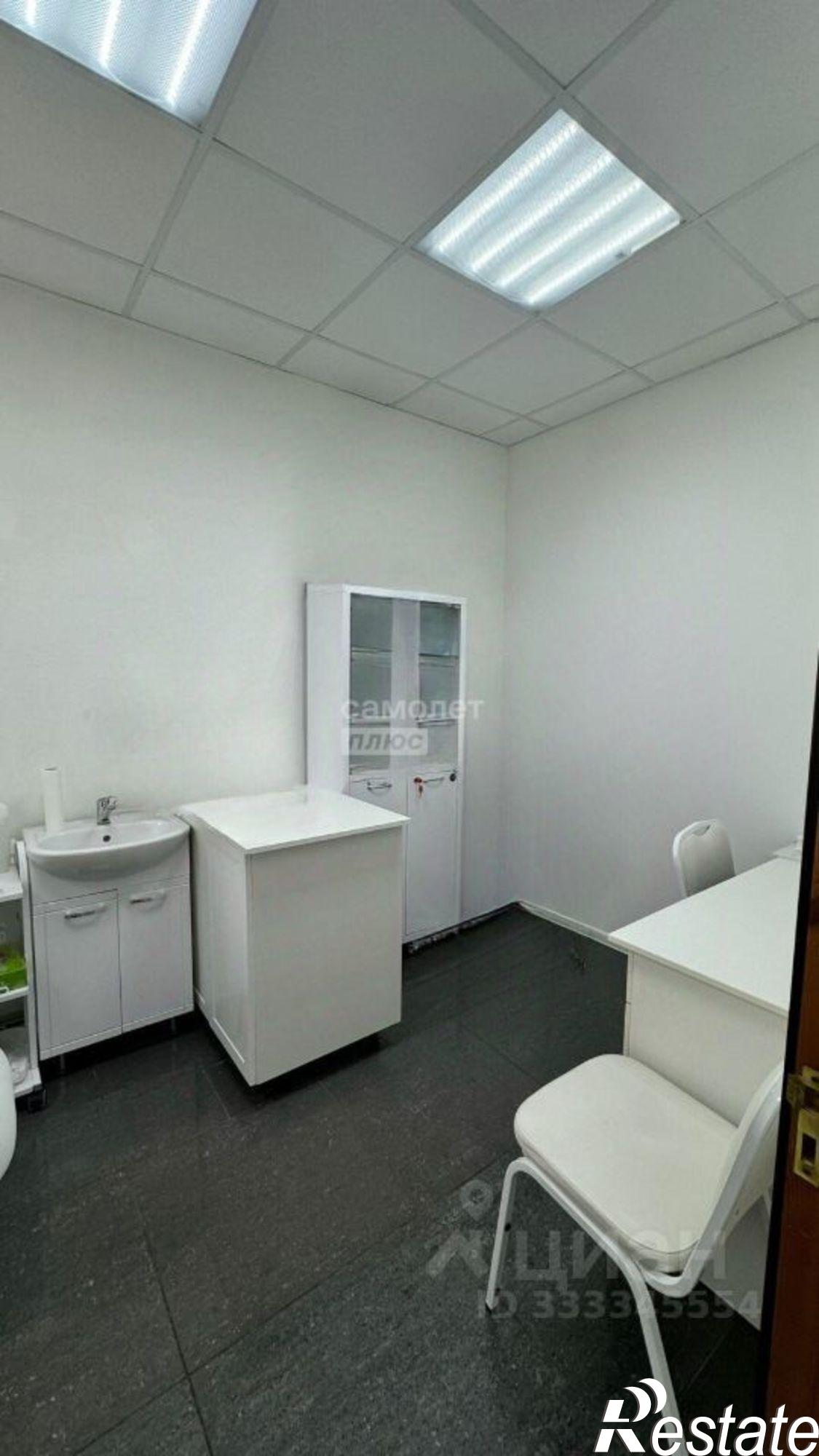 Купить офис, помещение под офис за 5 835 190 рублей на ул Радищева, 105