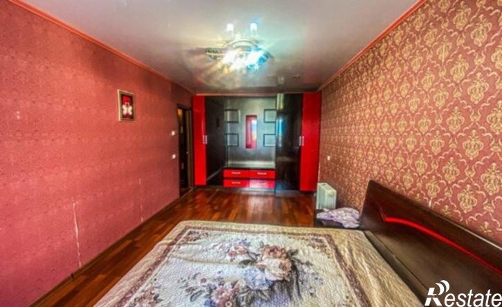 2-комн квартира ул Парижской Коммуны, 38,  д. 38