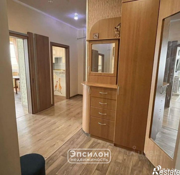 3-комн квартира пр-кт Вячеслава Клыкова, 92,  д. 92