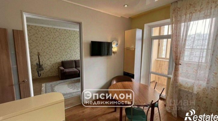 3-комн квартира пр-кт Вячеслава Клыкова, 92,  д. 92