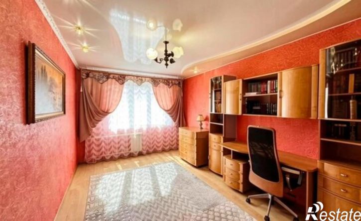 3-комн квартира пр-кт Победы, 30,  д. 30
