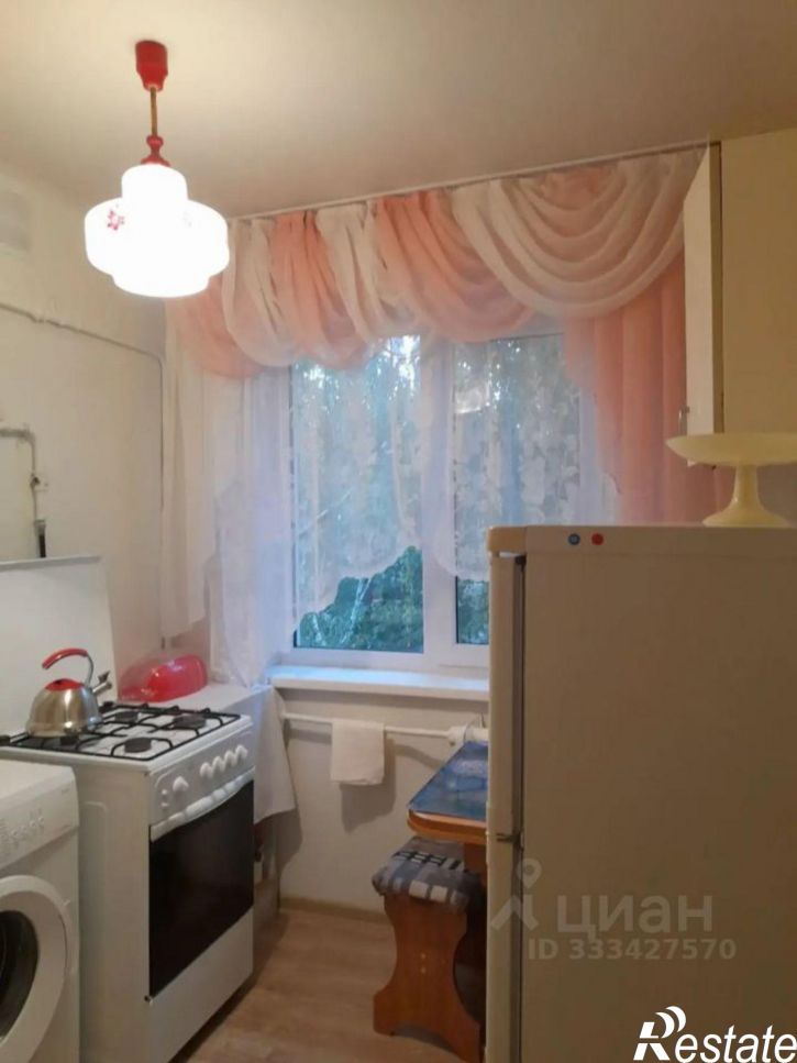 2-комн квартира пер Шоссейный 3-й, 8,  д. 8