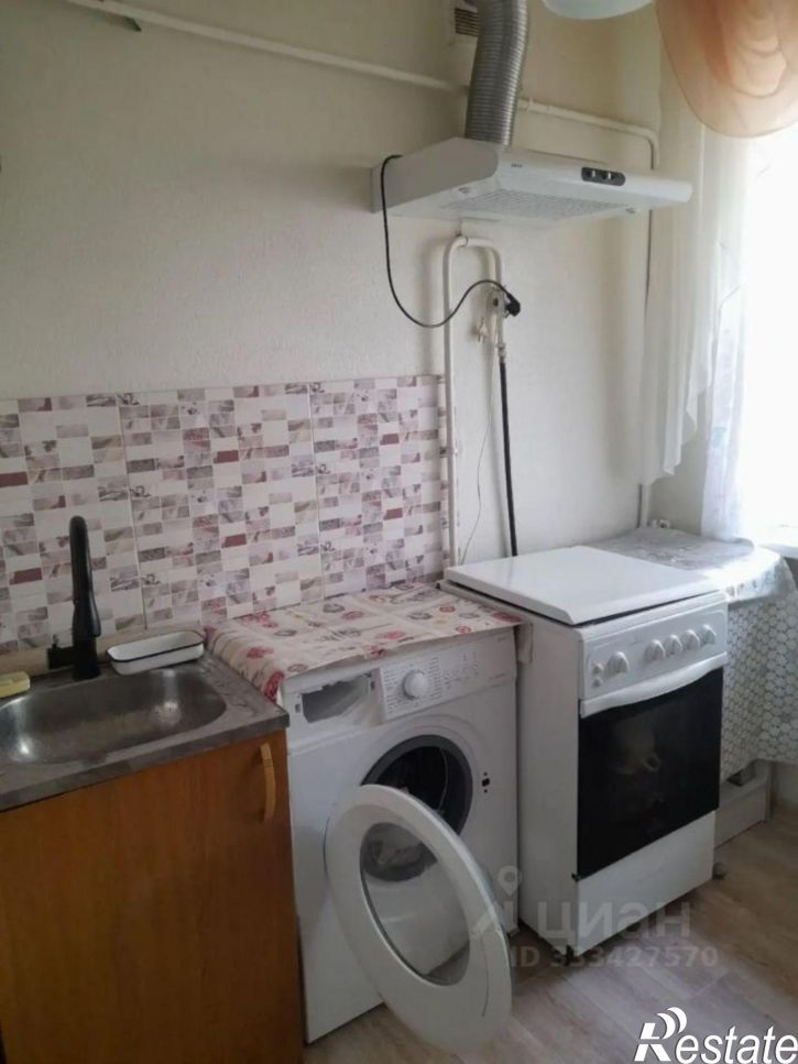2-комн квартира пер Шоссейный 3-й, 8,  д. 8