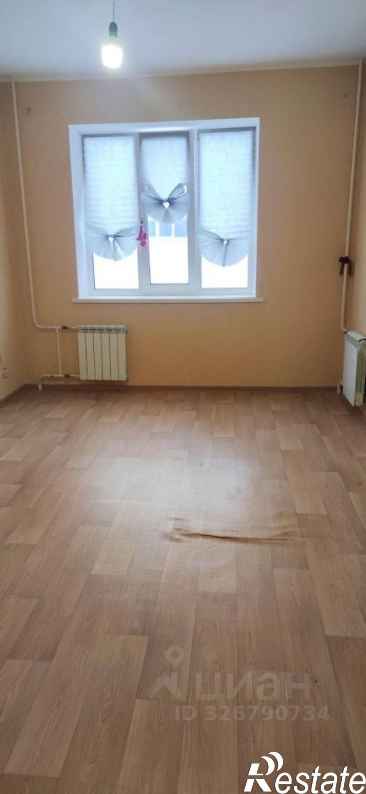 3-комн квартира пр-кт Победы, 44,  д. 44