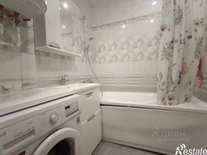 2-комн квартира проспект Вячеслава Клыкова, 3,  д. 3