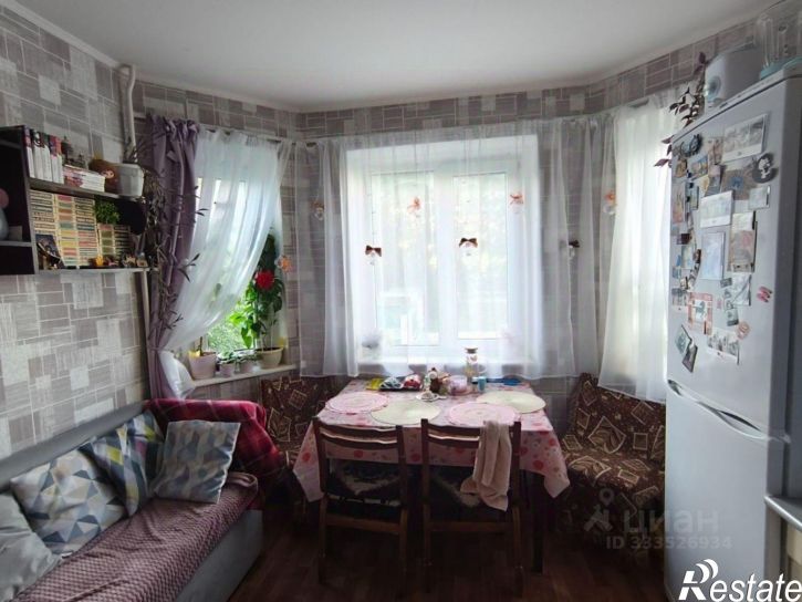 2-комн квартира проспект Вячеслава Клыкова, 3,  д. 3