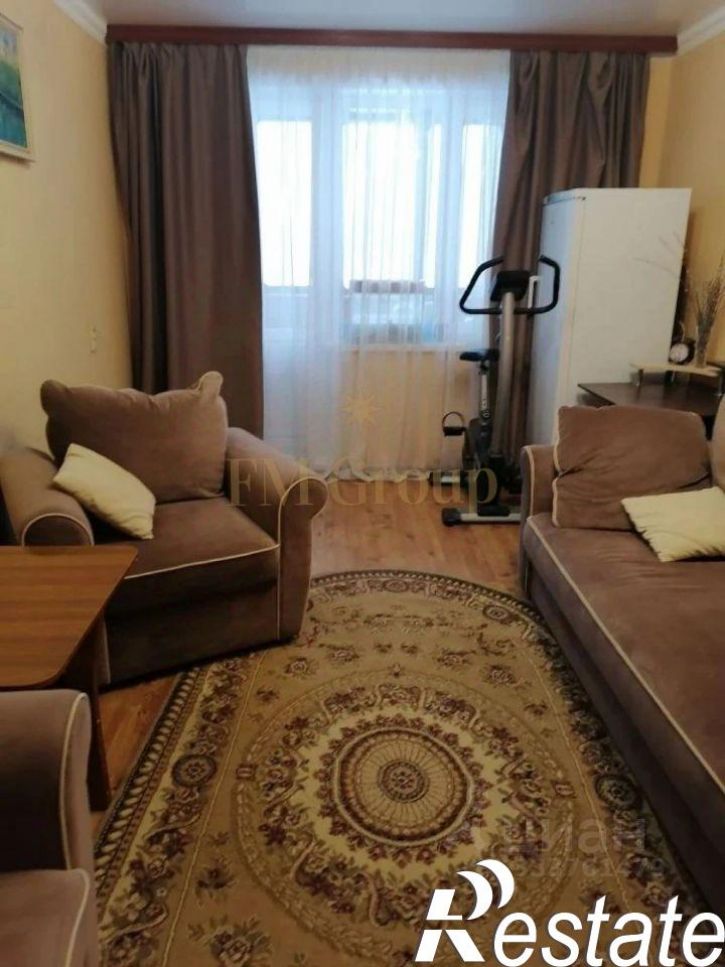 3-комн квартира улица Серёгина, 25,  д. 25