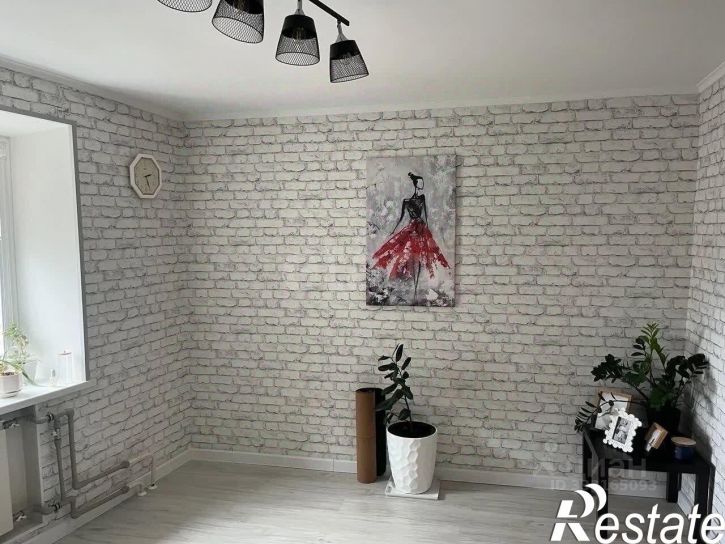 3-комн квартира улица Дзержинского, 65/2,  д. 65/2