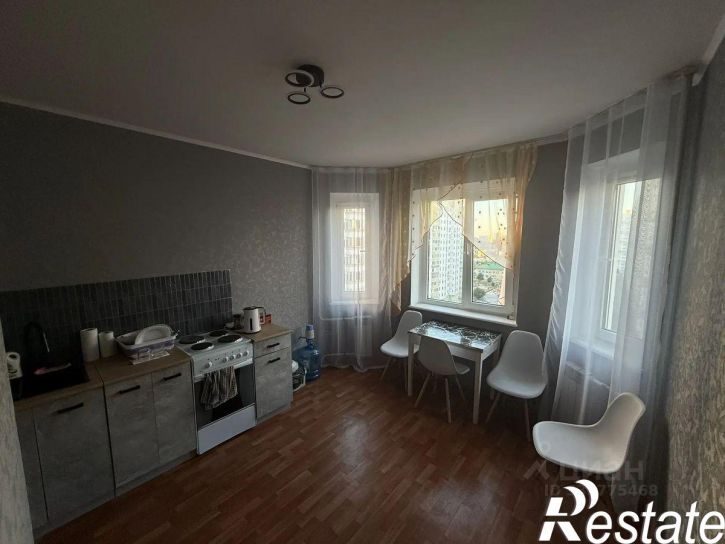 2-комн квартира проспект Вячеслава Клыкова, 42,  д. 42