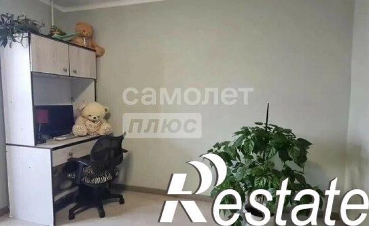 3-комн квартира улица Крюкова, 14Б,  д. 14Б