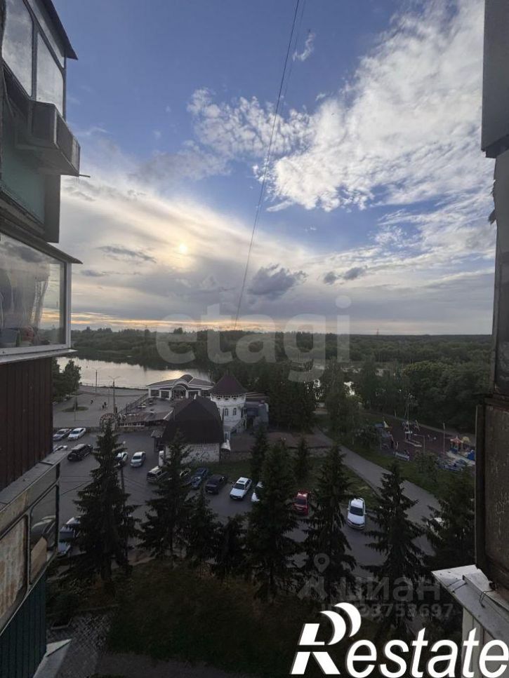 3-комн квартира улица Гагарина, 16,  д. 16