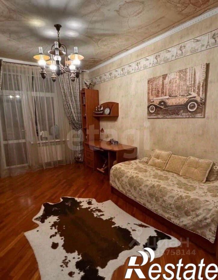 4-комн квартира улица Павлуновского, 3,  д. 3