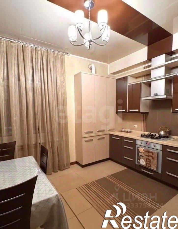 4-комн квартира улица Павлуновского, 3,  д. 3
