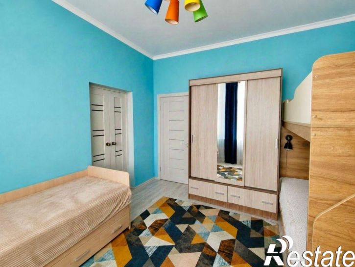 3-комн квартира Дружининская улица, 26,  д. 26
