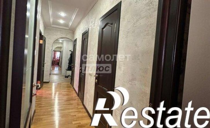 3-комн квартира улица Гагарина, 23А,  д. 23А