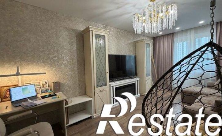 3-комн квартира проспект Вячеслава Клыкова, 37,  д. 37