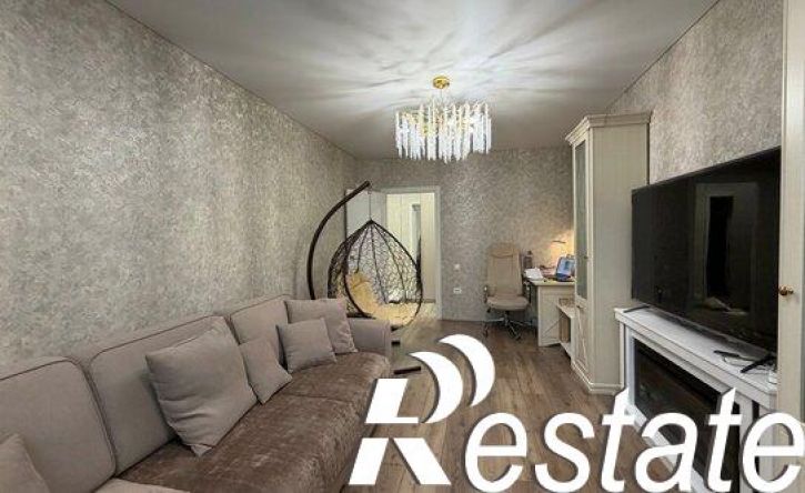 3-комн квартира проспект Вячеслава Клыкова, 37,  д. 37