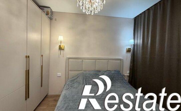3-комн квартира проспект Вячеслава Клыкова, 37,  д. 37