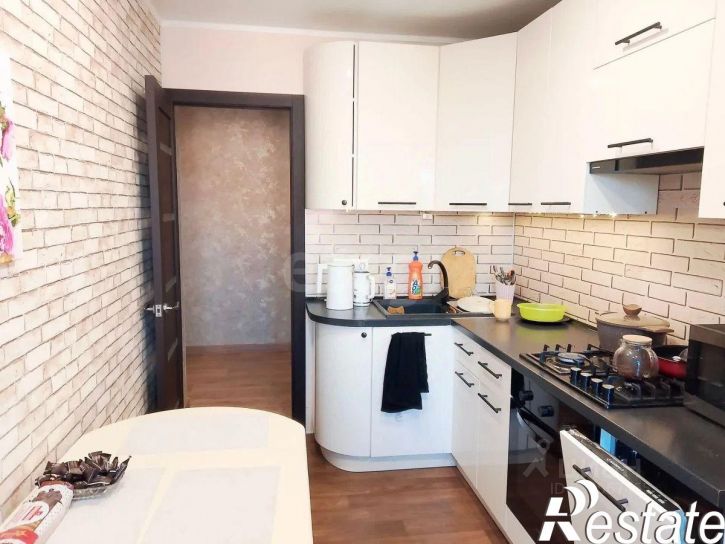 4-комн квартира 2-я улица Новосёловка, 3А,  д. 3А