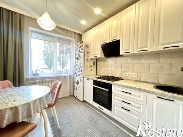 4-комн квартира улица Серёгина, 30,  д. 30
