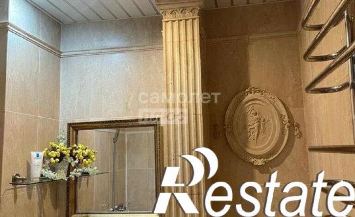 2-комн квартира улица 50 лет Октября, 91,  д. 91