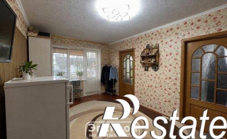 3-комн квартира улица Серёгина, 47А,  д. 47А