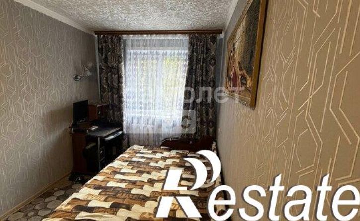2-комн квартира улица Комарова, 13А,  д. 13А