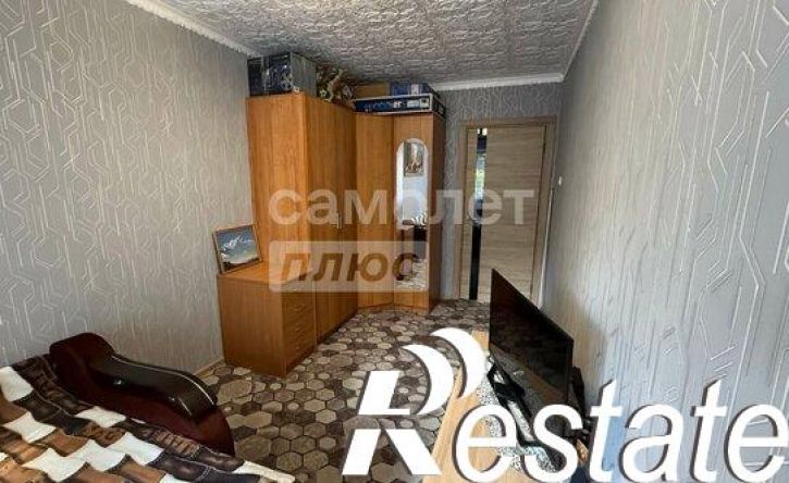 2-комн квартира улица Комарова, 13А,  д. 13А