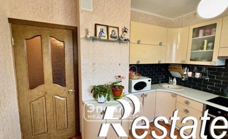 3-комн квартира проспект Вячеслава Клыкова, 90,  д. 90