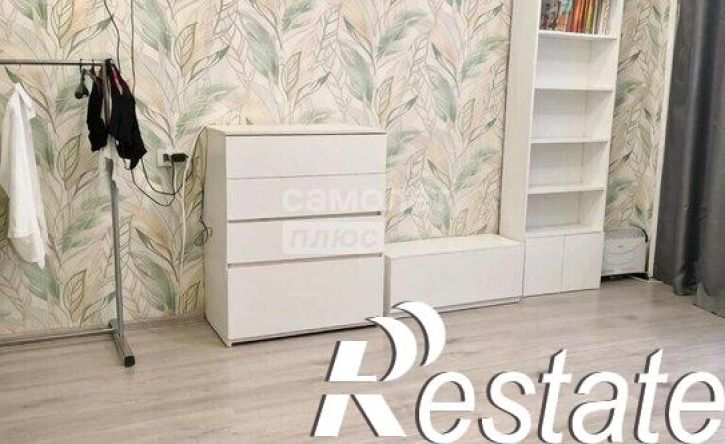 3-комн квартира улица Крюкова, 14Б,  д. 14Б
