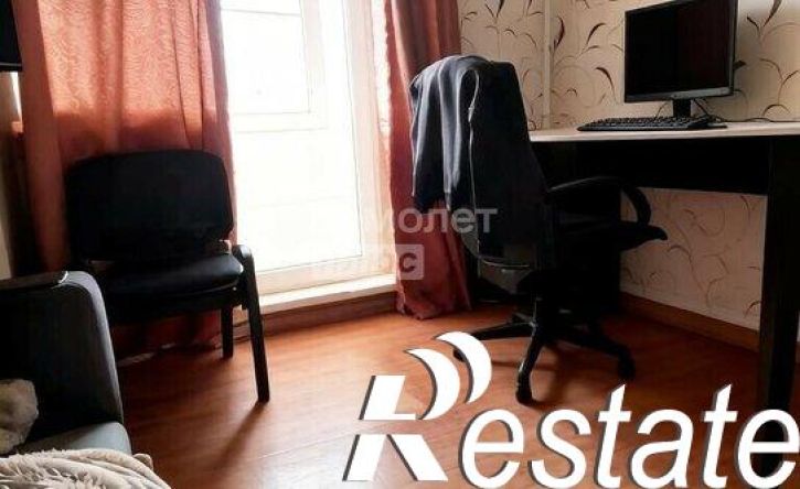 3-комн квартира улица Крюкова, 14Б,  д. 14Б