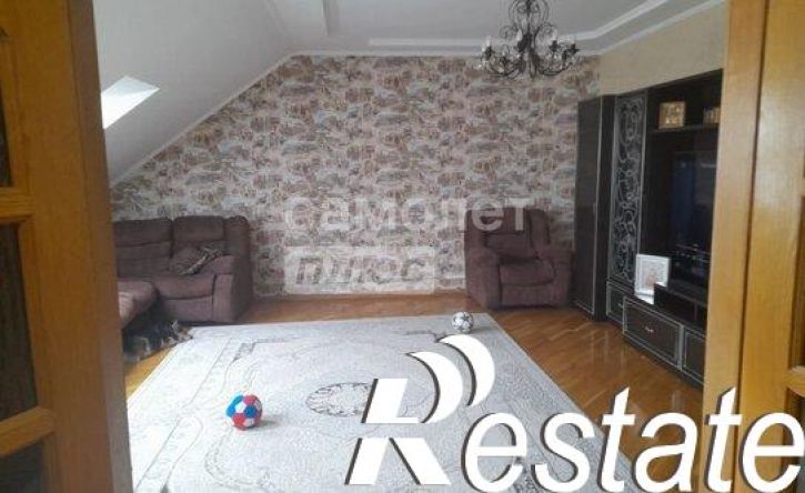 4-комн квартира улица Белинского, 4,  д. 4