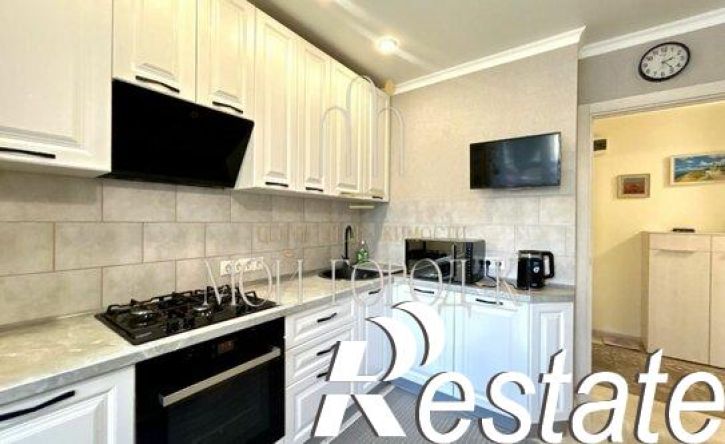 3-комн квартира улица Серёгина, 30,  д. 30