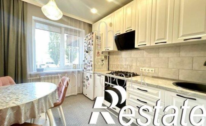 3-комн квартира улица Серёгина, 30,  д. 30